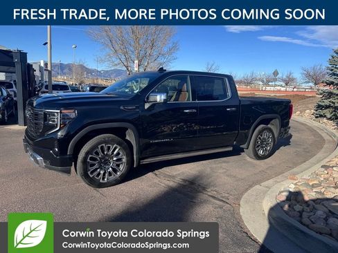 Used 2025 GMC Sierra 1500 Denali Ultimate image 5