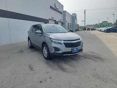 Used 2023 Chevrolet Equinox LT AWD/4WD image 9