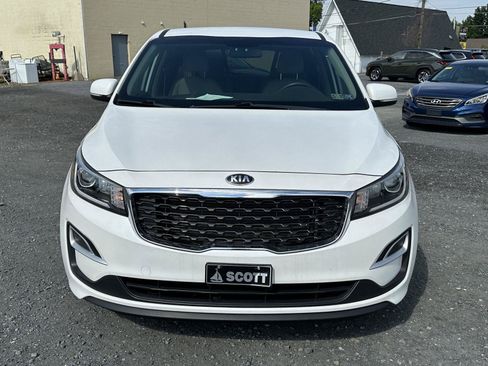 Used 2019 Kia Sedona LX FWD image 3