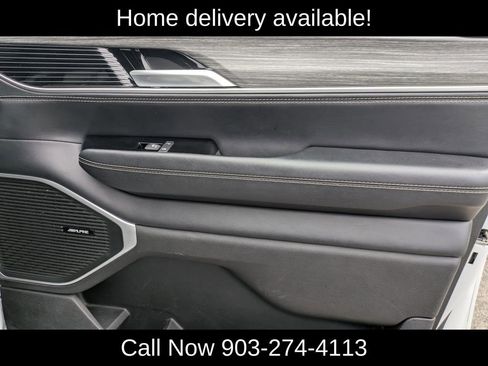 Used 2024 Jeep Wagoneer Series II w/ Flexible Seating Group image 37