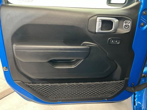 Used 2022 Jeep Wrangler Unlimited Rubicon w/ LED Lighting Group image 16