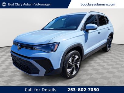 New 2025 Volkswagen Taos SE