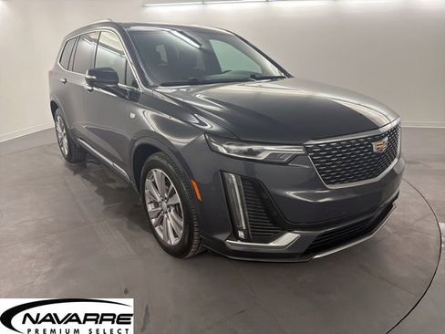 Used 2023 Cadillac XT6 Premium Luxury image 1
