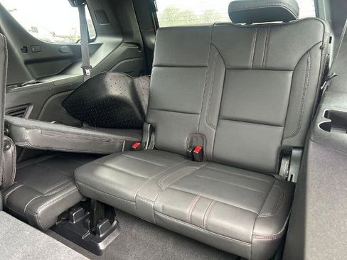 Used 2021 Chevrolet Tahoe RST image 32