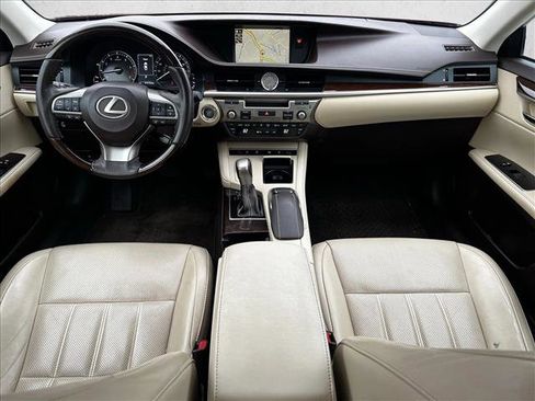 Used 2017 Lexus ES 350 image 19
