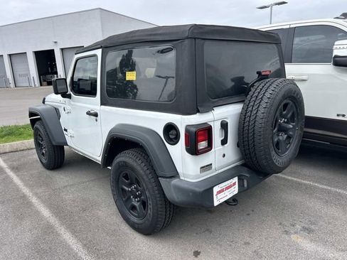 Used 2022 Jeep Wrangler Sport AWD/4WD image 6