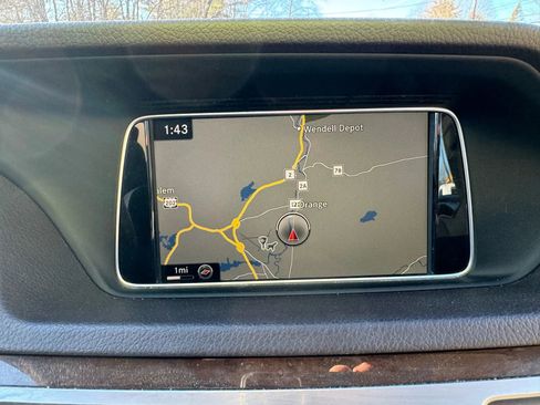 Used 2016 Mercedes-Benz E 350 4MATIC Sedan image 18