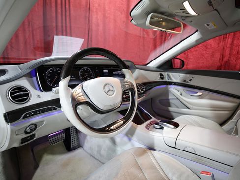 Used 2015 Mercedes-Benz S 550 Sedan image 12