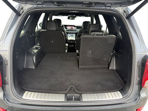 Used 2020 Hyundai Palisade Limited image 17