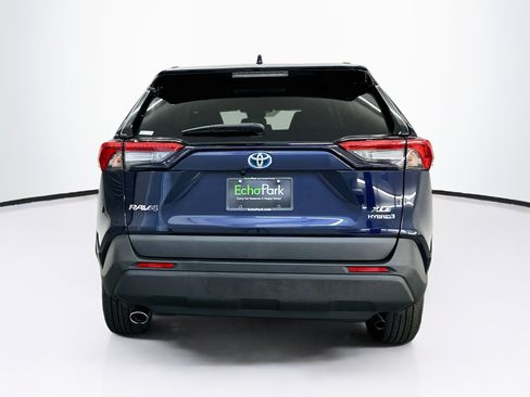 Used 2024 Toyota RAV4 XLE w/ Convenience Package AWD/4WD image 7