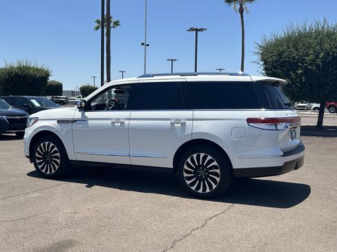 Used 2022 Lincoln Navigator Black Label AWD/4WD image 3