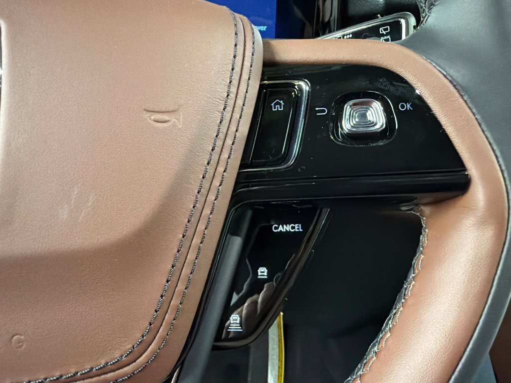 New 2027 Lincoln Aviator Reserve AWD/4WD image 17