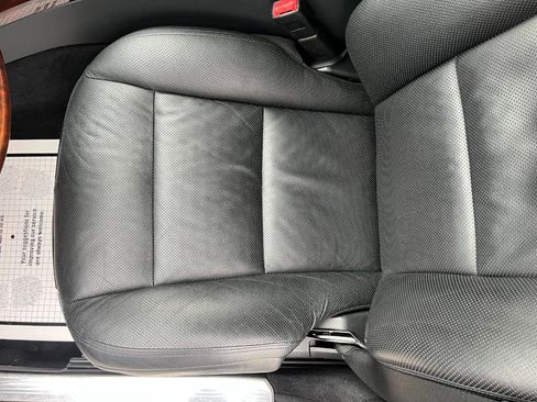 Used 2011 Mercedes-Benz S 550 4MATIC image 48