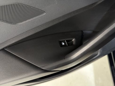 Certified 2026 Volkswagen Jetta SE FWD image 24