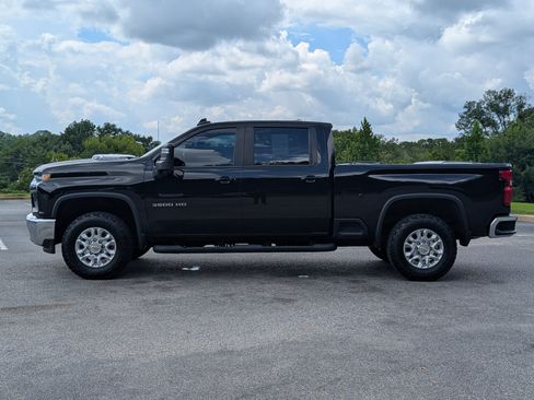 Used 2022 Chevrolet Silverado 3500 LT w/ Convenience Package AWD/4WD image 6