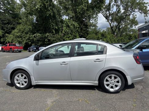 Used 2012 Nissan Sentra 2.0 SR FWD image 2