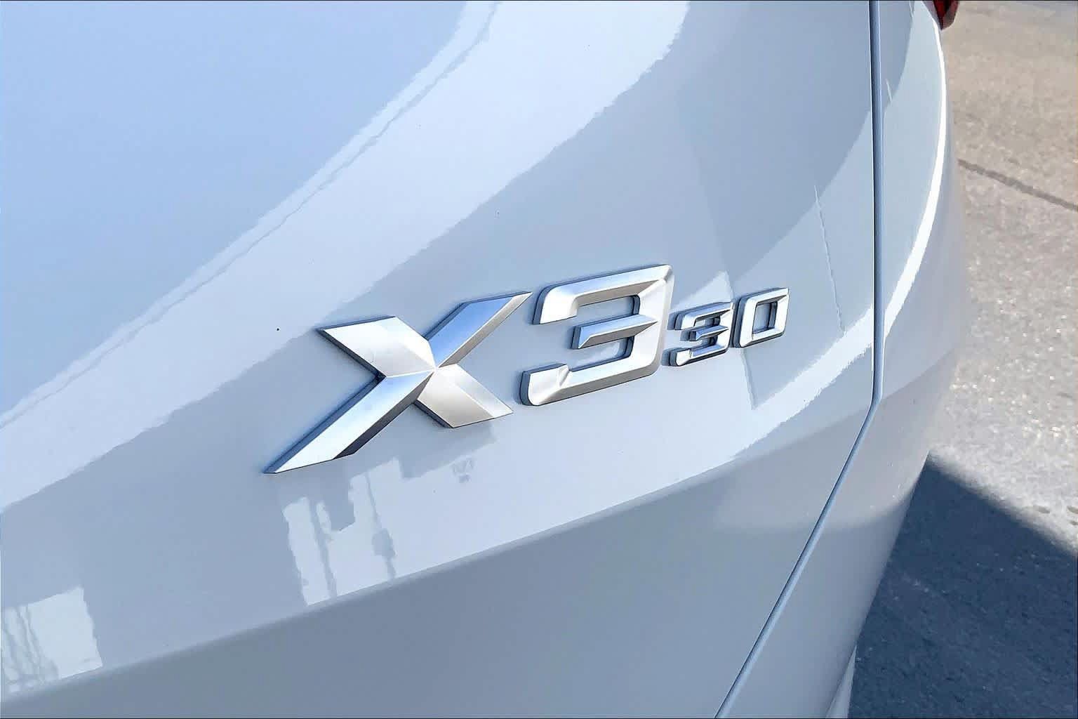 New 2026 BMW X3 xDrive30i w/ Premium Package AWD/4WD image 16
