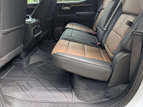 New 2026 Chevrolet Silverado 1500 High Country AWD/4WD image 29