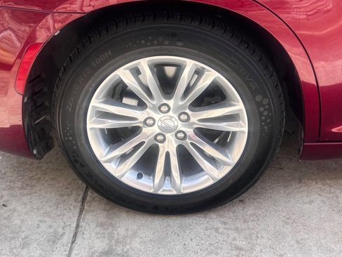 Used 2016 Chrysler 300 C RWD image 10