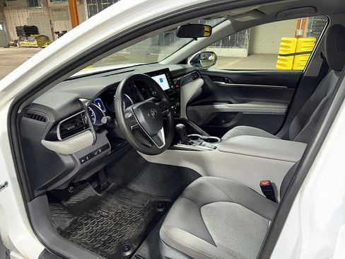 Used 2024 Toyota Camry LE FWD image 28