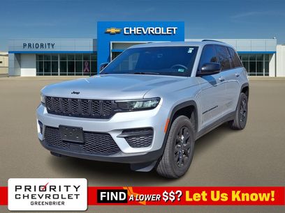 Used 2025 Jeep Grand Cherokee Altitude