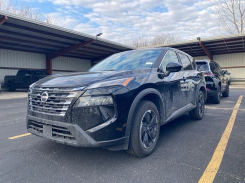 Used 2025 Nissan Rogue SV image 15