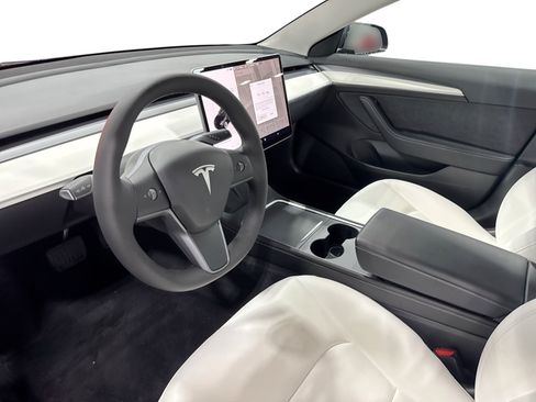 Certified 2023 Tesla Model 3 Standard Range RWD image 9