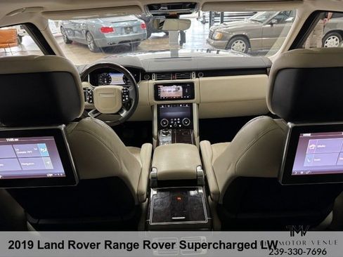 Used 2019 Land Rover Range Rover Long Wheelbase Supercharged image 27
