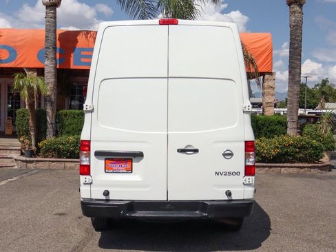 Used 2019 Nissan NV 2500 S image 7