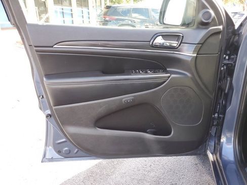 Used 2021 Jeep Grand Cherokee Limited w/ Quick Order Package 28K 80th image 16