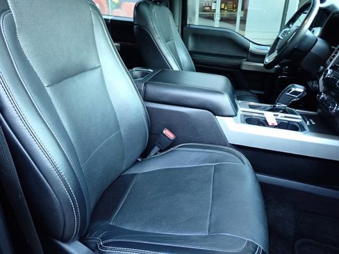 Used 2016 Ford F150 Lariat image 12