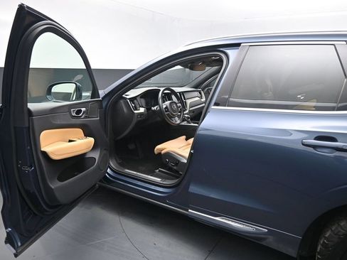 Used 2019 Volvo XC60 T6 Inscription w/ Protection Package Premier AWD/4WD image 7