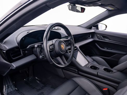 Certified 2022 Porsche Taycan 4 Cross Turismo AWD/4WD image 4