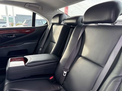 Used 2007 Lexus LS 460 image 21