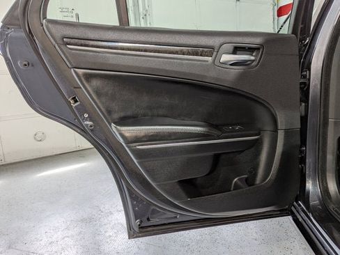 Used 2017 Chrysler 300 C w/ Safetytec Plus Group image 19