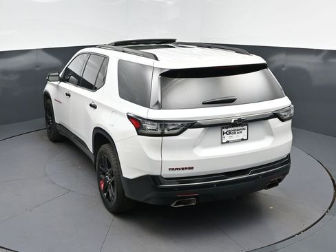Used 2021 Chevrolet Traverse Premier w/ Redline Edition FWD image 29