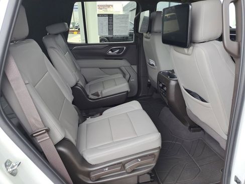 Certified 2024 Chevrolet Tahoe Z71 w/ Luxury Package image 14