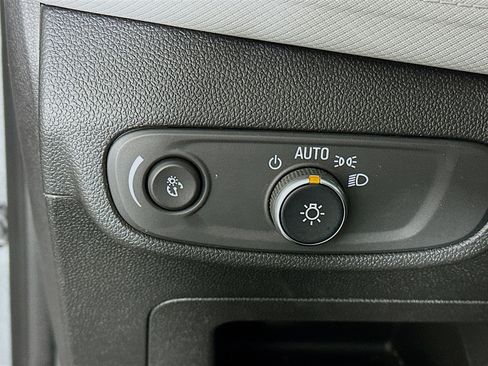 Used 2025 Chevrolet TrailBlazer LT image 17