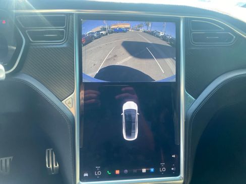Used 2016 Tesla Model X Performance AWD/4WD image 17