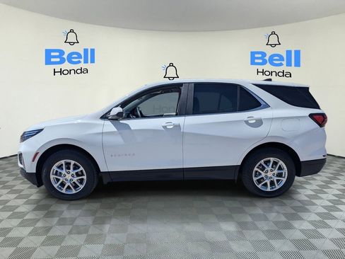 Used 2022 Chevrolet Equinox LT AWD/4WD image 2