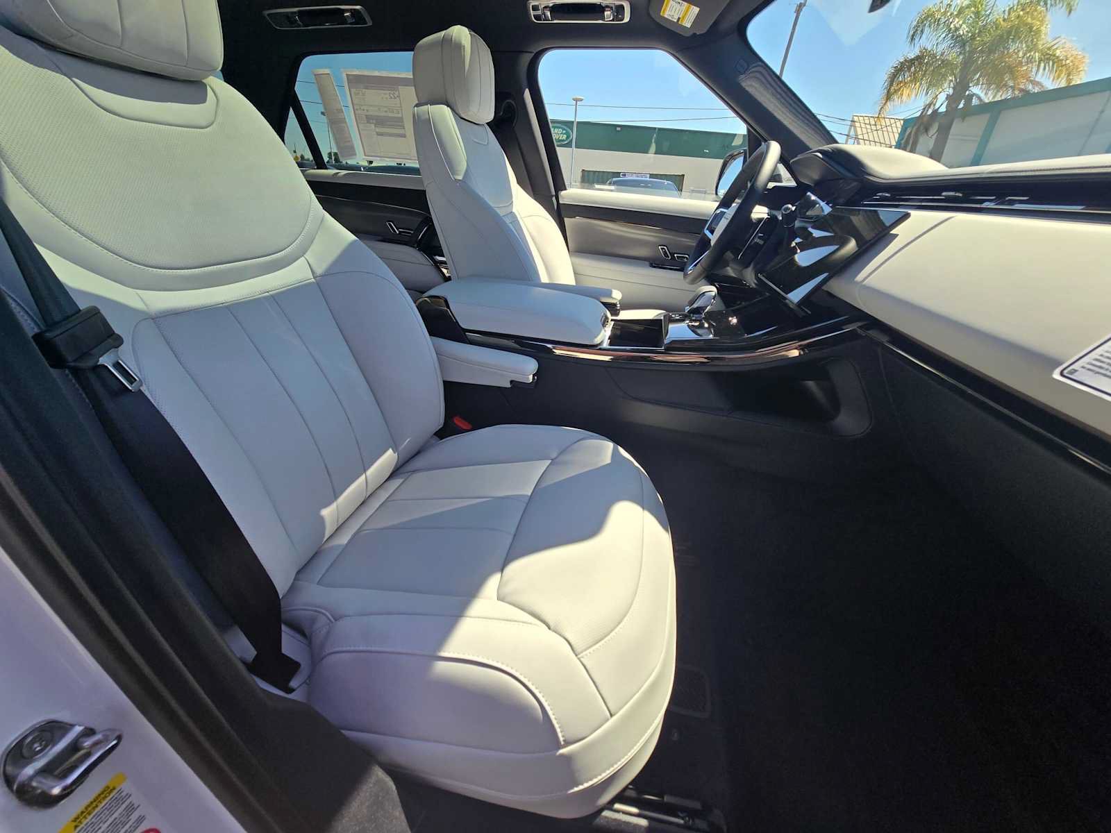 New 2026 Land Rover Range Rover Sport SE AWD/4WD image 10