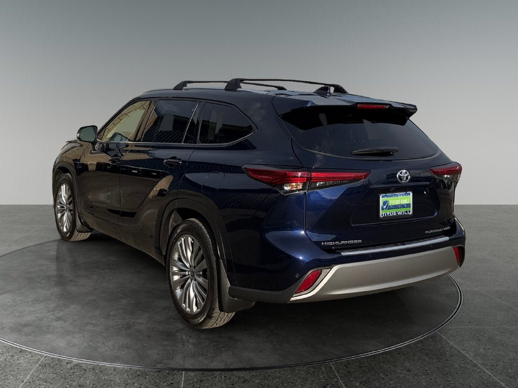 Used 2022 Toyota Highlander Platinum AWD/4WD image 7