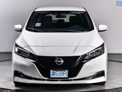 Used 2025 Nissan Leaf S image 8
