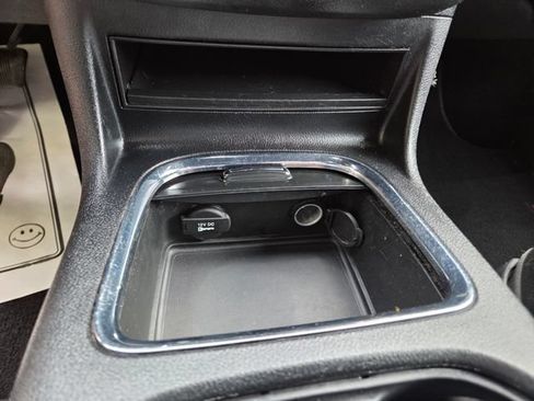 Used 2020 Dodge Grand Caravan GT FWD image 30