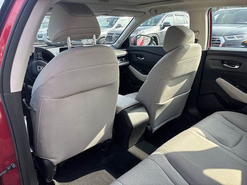 Used 2024 Honda Accord EX image 12