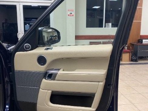 Used 2017 Land Rover Range Rover Sport HSE image 59