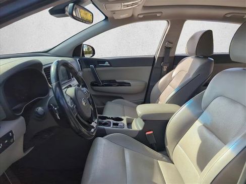 Used 2019 Kia Sportage SX image 17