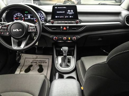 Used 2022 Kia Forte LXS w/ LXS Technology Package image 24