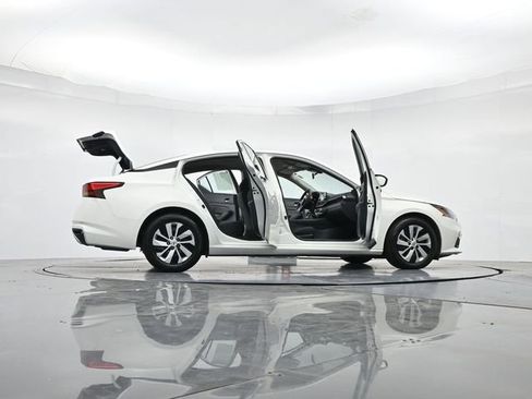 Used 2022 Nissan Altima 2.5 S image 51