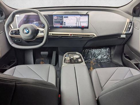 Used 2026 BMW iX xDrive45 AWD/4WD image 15